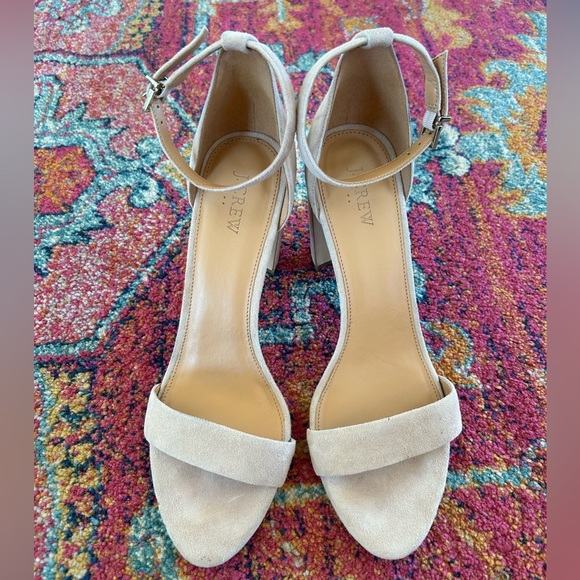 J. Crew | Women’s tan suede open toe Rafia chunky heels, ankle strap/buckle sz11 - Picture 2 of 12